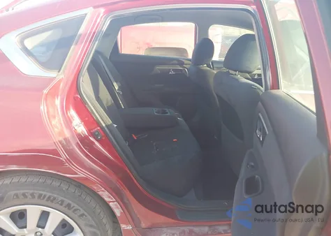 2015 Nissan Altima 2.5 S из США, поврежденный, VIN 1N4AL3APXFC117008